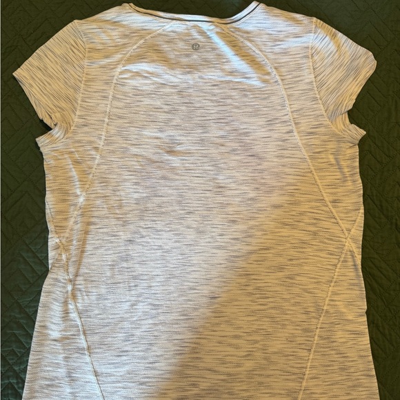 lululemon Top - Picture 2 of 3